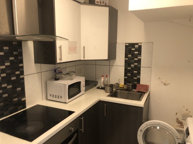 27 Mansfield Road, Ilford, Essex IG1 3BA 5