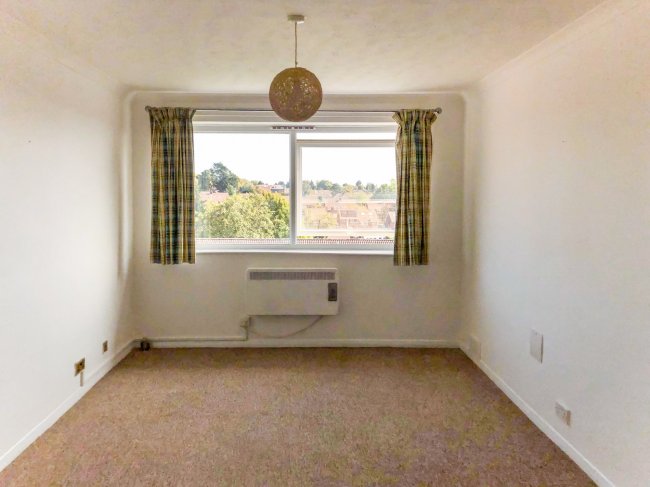 53 Windsor Drive, High Wycombe, Buckinghamshire HP13 6BJ 2