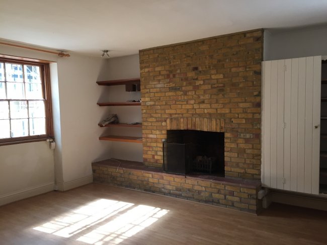 Lower Ground Floor Flat, 174 Holland Park Avenue, Notting Hill, London W11 4UH 1