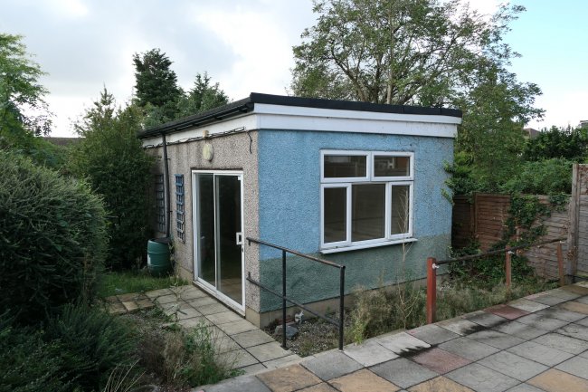 44 Crownfield Avenue, Ilford, Essex IG2 7RR 10