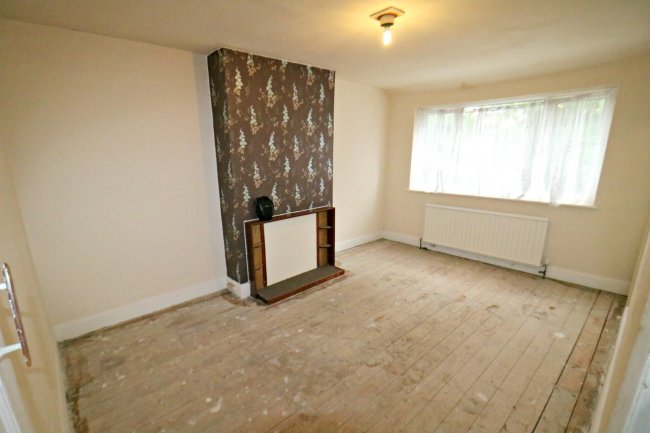 64 Meadowview Road, Catford, London SE6 3NN 10