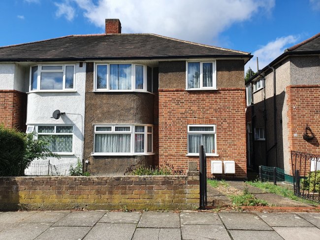 64 Meadowview Road, Catford, London SE6 3NN 10
