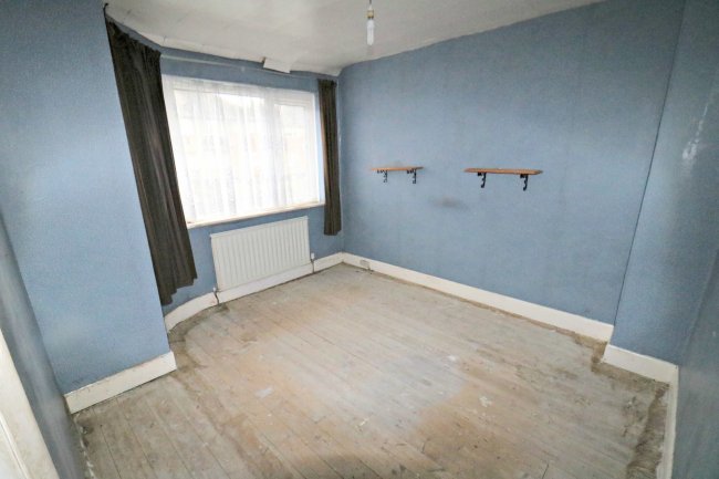 64 Meadowview Road, Catford, London SE6 3NN 10