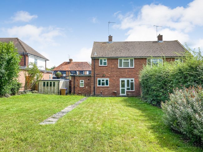 69 Bluebridge Road, Brookman’s Park, Hatfield, Hertfordshire AL9 7UW 1