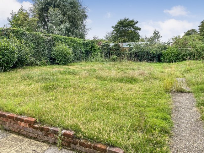 Paganella, The Green ,Sarratt, Watford, Hertfordshire WD3 6BH 8