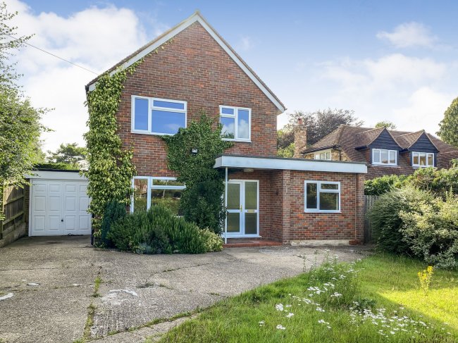 Paganella, The Green ,Sarratt, Watford, Hertfordshire WD3 6BH 8