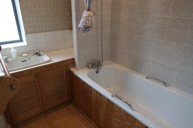 22 Victoria Court, Kingsbridge Avenue, Acton, London W3 9AH 7