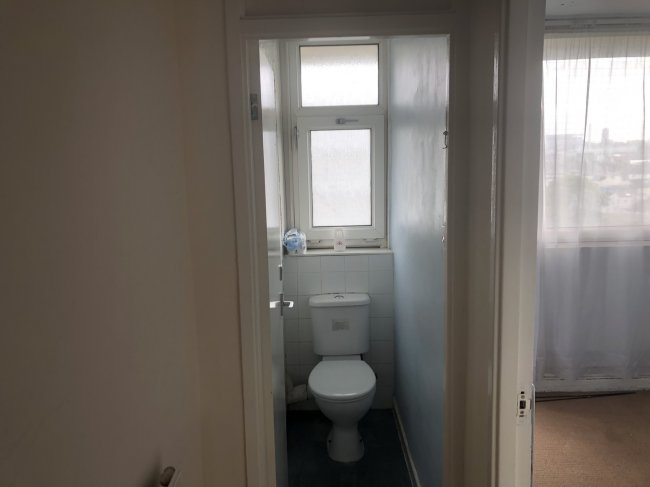 60 Kettleby House, Barrington Road, Brixton, London SW9 7EQ 8