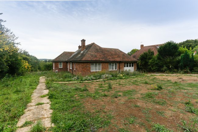 Innisfree, Fairby Lane, Hartley, Longfield, Kent, DA3 8DA  10