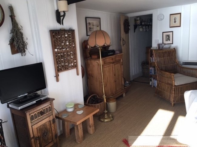 Elizabeth Cottage, High Street, Bosham, Chichester PO18 8LS 9