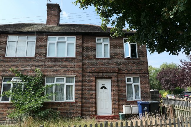 10 Shelley Avenue, Greenford, Middlesex UB6 8RX  3