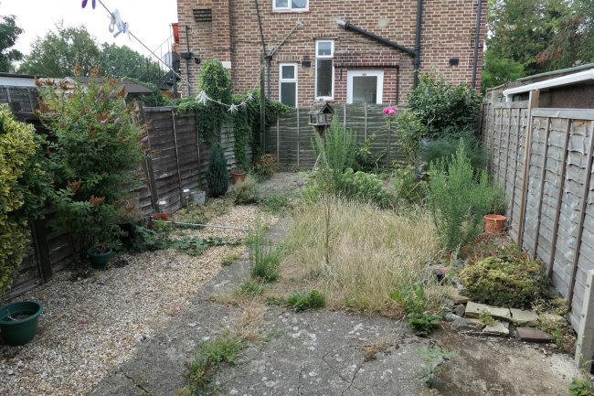 10 Shelley Avenue, Greenford, Middlesex UB6 8RX  3