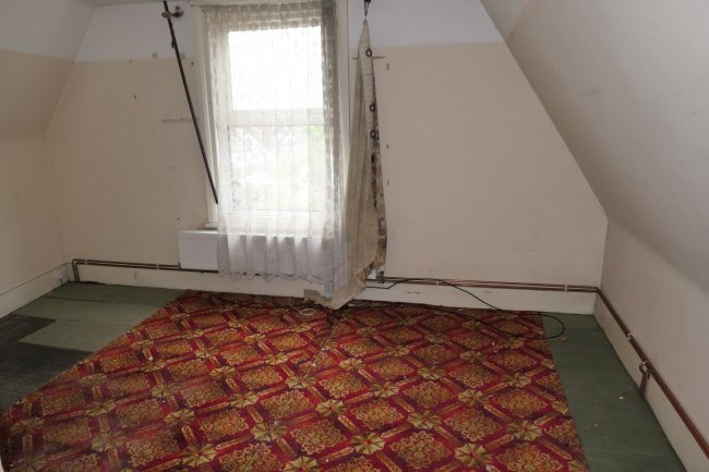 46B Basingstoke Road, Reading, Berkshire RG2 0EL 6