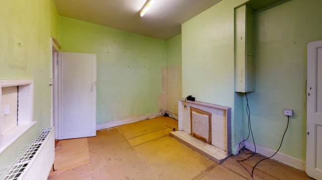 4 Weybourne Street, Wandsworth, London SW18 4HQ 1