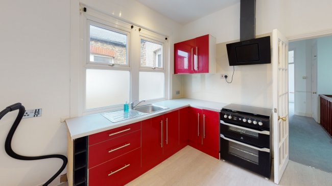 258 Blandford Road, Beckenham, Kent BR3 4NL 2