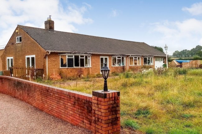 78 Lowe Lane, Alveley, Bridgnorth, Shropshire WV15 6HX 2