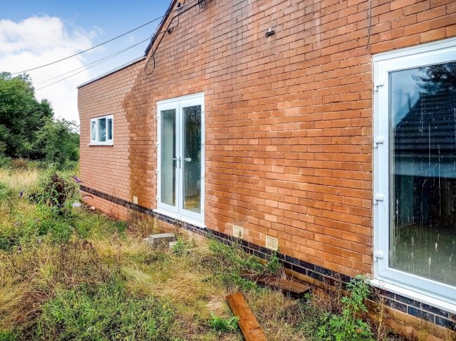 78 Lowe Lane, Alveley, Bridgnorth, Shropshire WV15 6HX 2