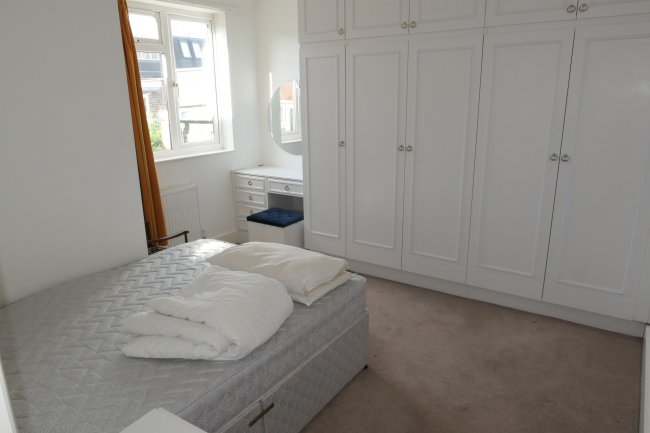 63 Cobbold Road, Shepherds Bush, London W12 9LA 4