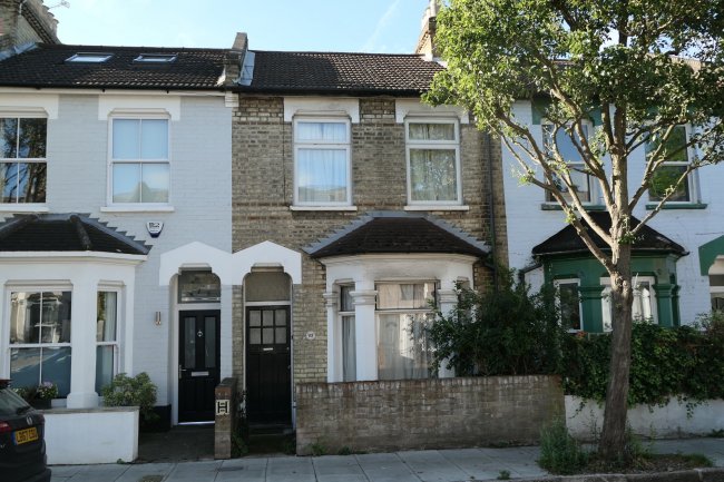 63 Cobbold Road, Shepherds Bush, London W12 9LA 4