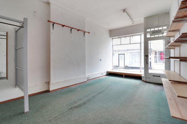 35 Stone Street, Cranbrook, Kent TN17 3HF 9