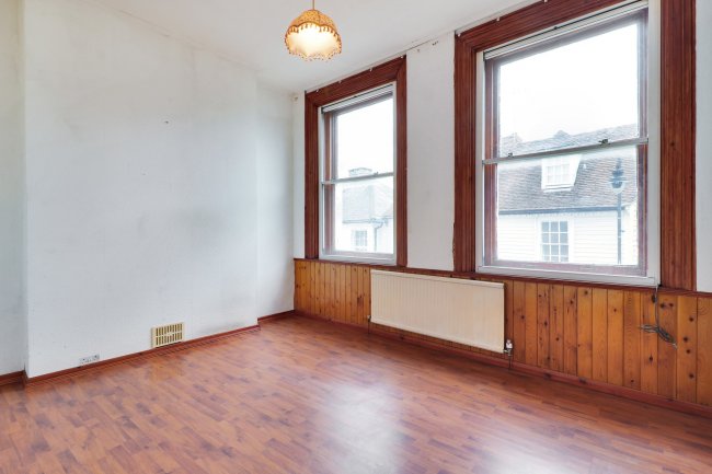 35 Stone Street, Cranbrook, Kent TN17 3HF 9