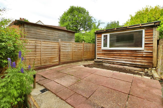 35 Stone Street, Cranbrook, Kent TN17 3HF 9