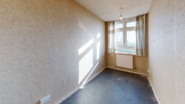 38 Ballinger Point, Bromley High Street, Bow, London E3 3EH 6