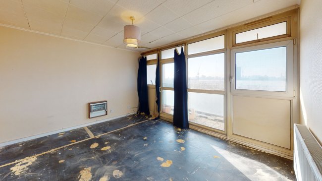 38 Ballinger Point, Bromley High Street, Bow, London E3 3EH 6