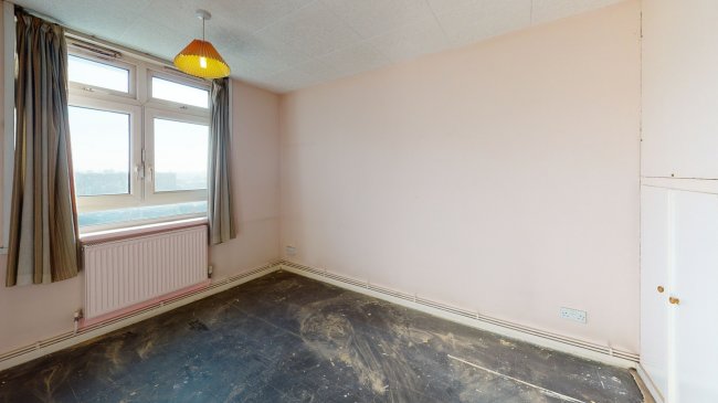 38 Ballinger Point, Bromley High Street, Bow, London E3 3EH 6