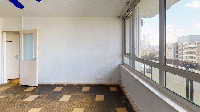 37 Maidstone House, Carmen Street, Limehouse, London E14 6AU 5