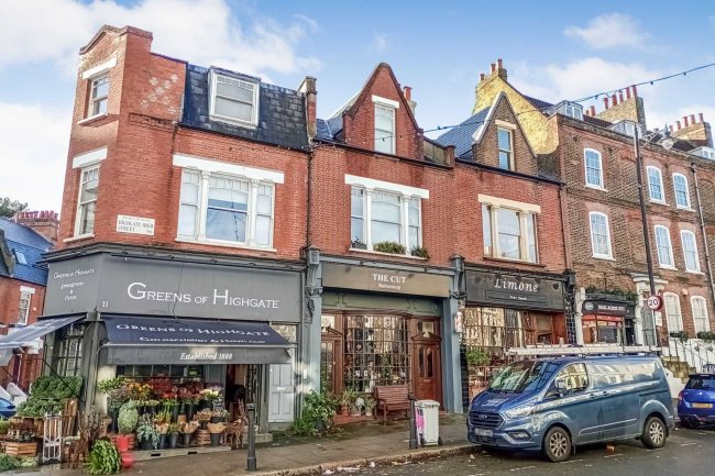 13 Highgate High Street, London N6 5JT 9