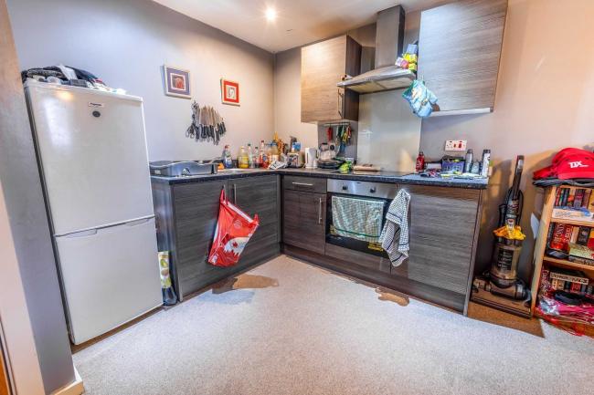 2 Micklegate House, Pontefract, West Riding WF8 1PD
 9