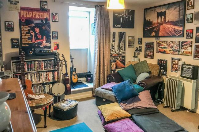 12 Micklegate House, Pontefract, West Riding WF8 1PD
 6