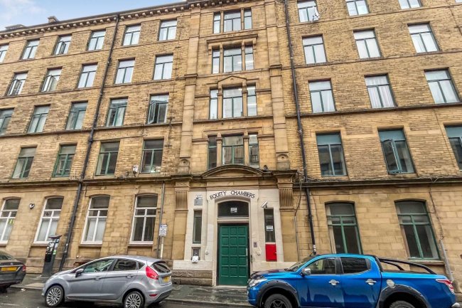 30 Equity Chambers, 40 Piccadilly, Bradford BD1 3NN 4