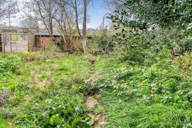 63 Gonville Crescent, Stevenage, SG2 9LY 3