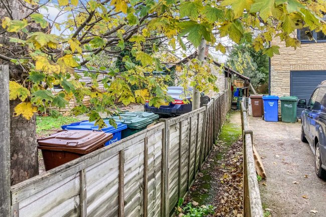 Pen Y Pigyn, 80a High Street, Kidlington, Oxfordshire, OX5 2DR 8