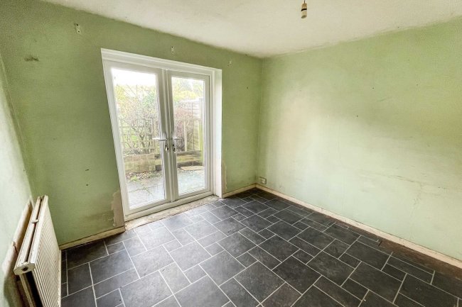 6 Holcroft Road, Harpenden, Hertfordshire, AL5 5BQ 2