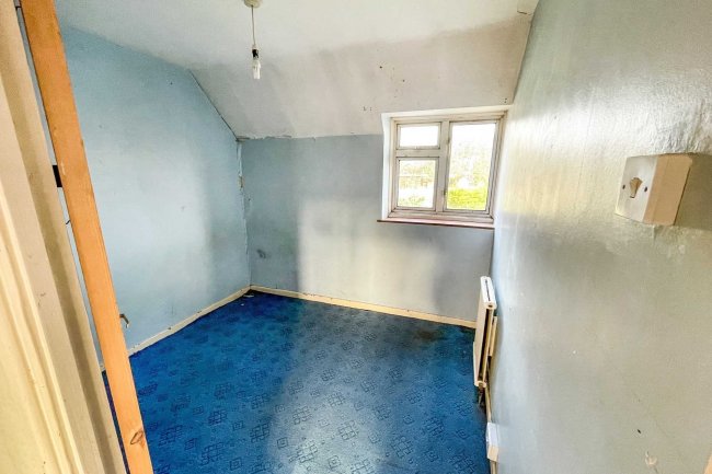 6 Holcroft Road, Harpenden, Hertfordshire, AL5 5BQ 2