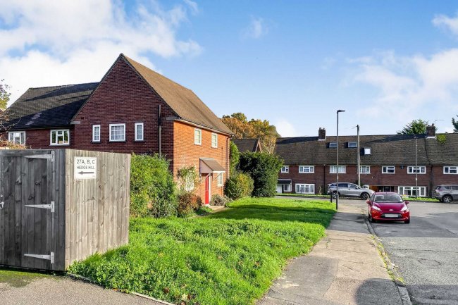 Land adjacent 31 Hedge Hill, Enfield, EN2 8RU
 7