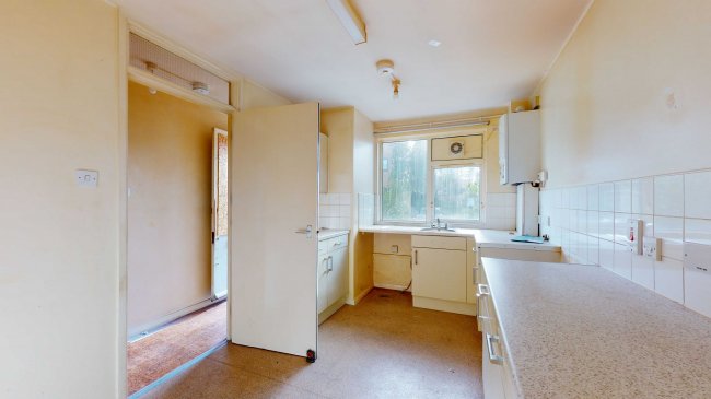 9 Bradbury Close, Southall, UB2 4JZ 3