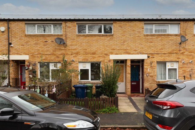 9 Bradbury Close, Southall, UB2 4JZ 3