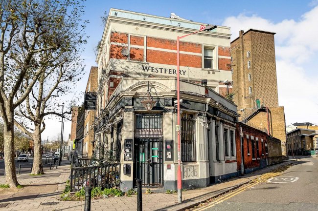 43 West India Dock Road, London, E14 8EZ 10