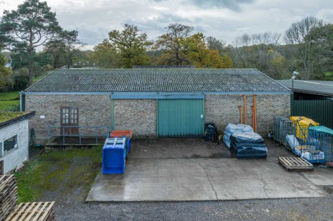 Kings Farm, Dorking Road, Kingsfold, RH12 3SA  3