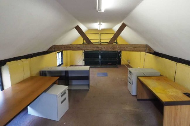 Kings Farm, Dorking Road, Kingsfold, RH12 3SA  3