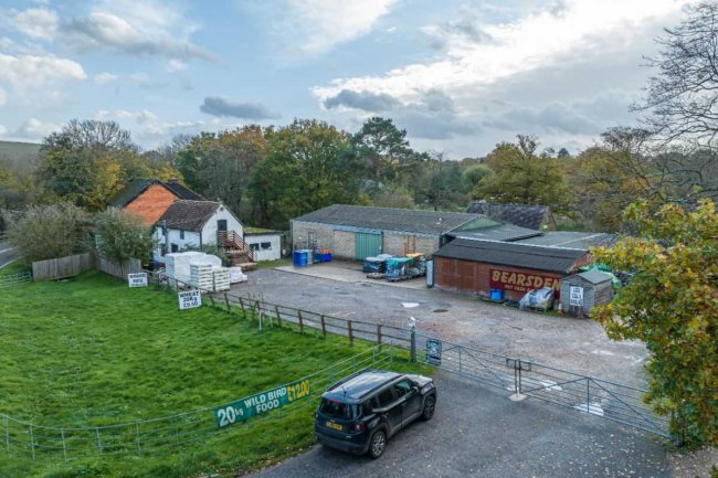 Kings Farm, Dorking Road, Kingsfold, RH12 3SA  3