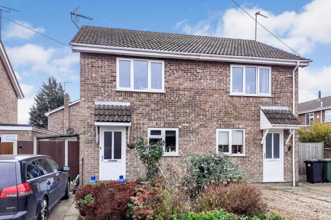 4 Manor Way, Ormesby St Margaret, Great Yarmouth NR29 3RG
 8