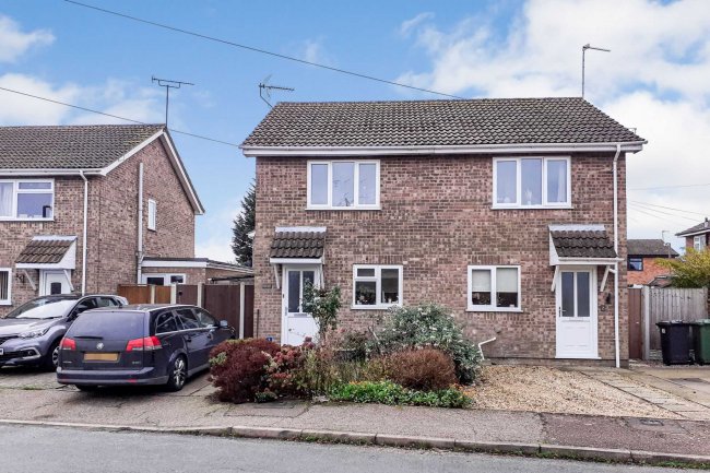 4 Manor Way, Ormesby St Margaret, Great Yarmouth NR29 3RG
 8