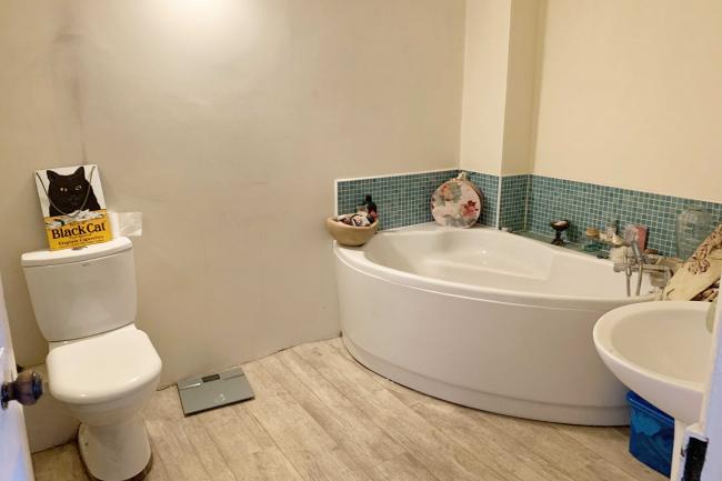 13 South Street, Leominster, Herefordshire, HR6 8JA
 3