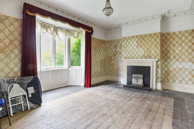 Elm Villa, 49 London Road, Cheltenham, GL52 6HE 8