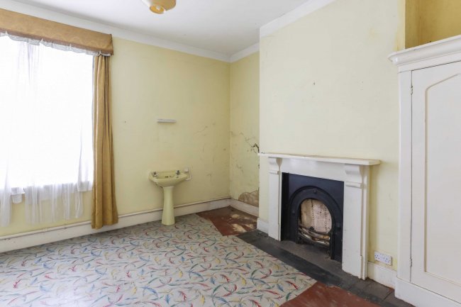 Elm Villa, 49 London Road, Cheltenham, GL52 6HE 8